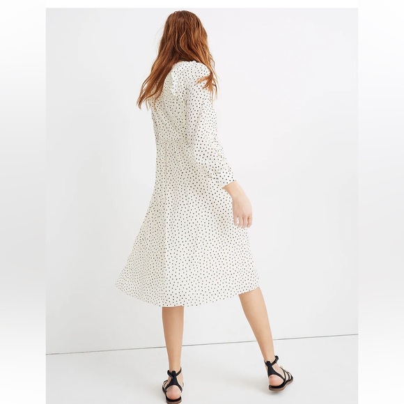 Madewell Smocked Ruffle-Shoulder Midi Dress in Inkbrush Dots Size M - Picture 4 of 15